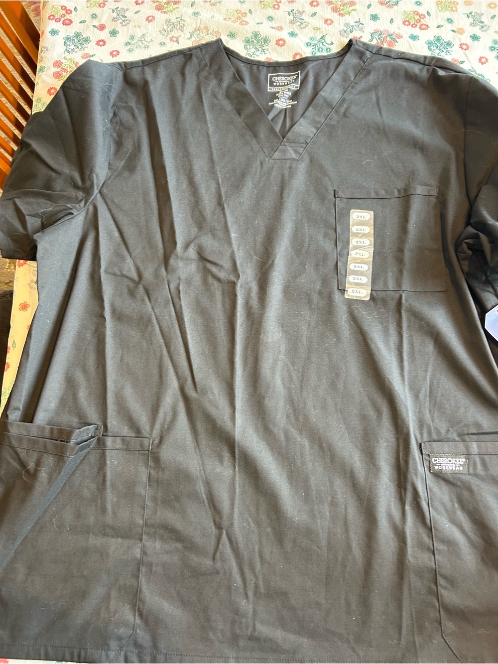 Cherokee Men’s Black V-Neck Scrub with Multiple Pockets